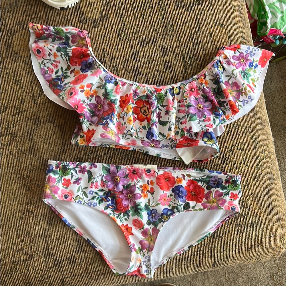 Girls H&M swimsuit size 8-10